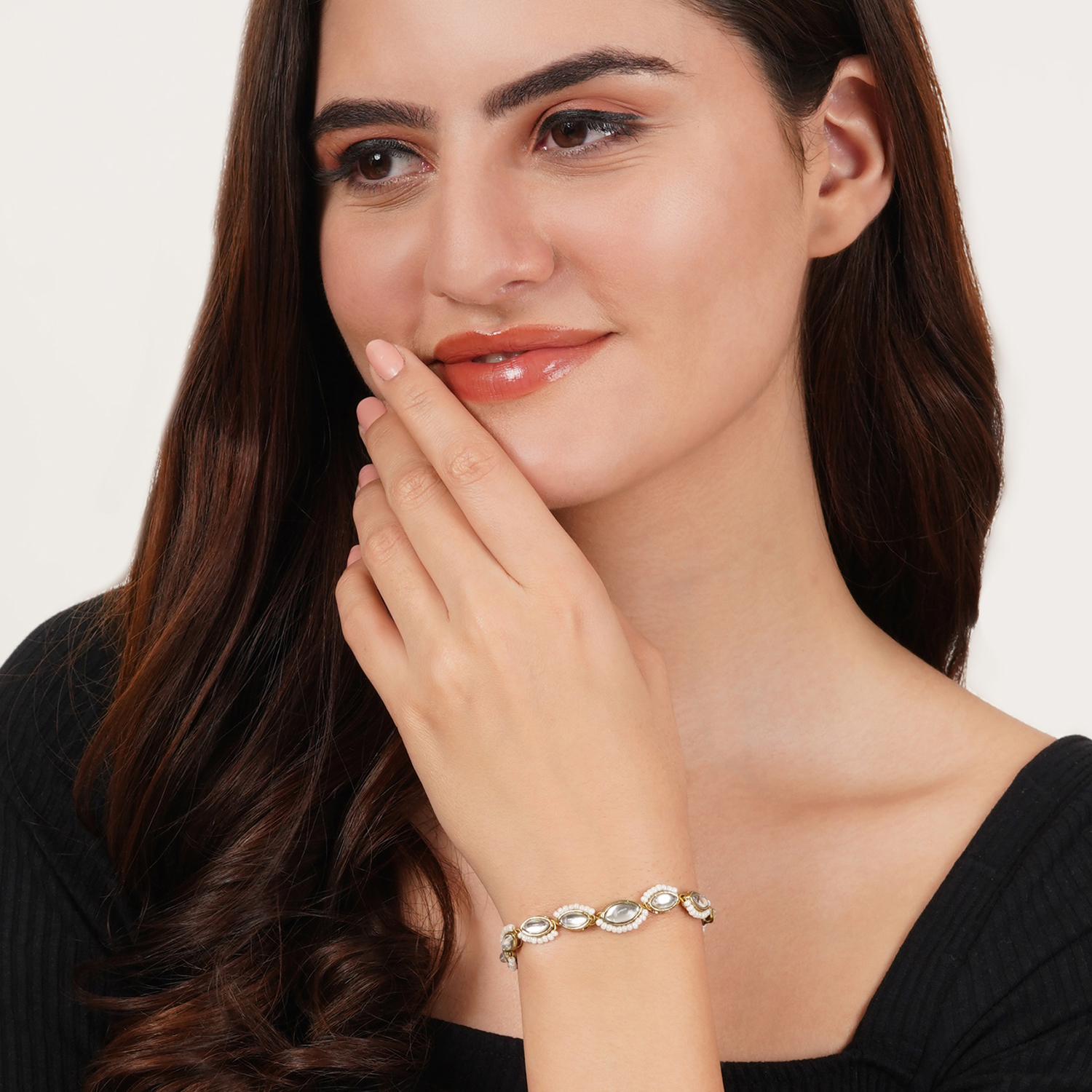 Golden Oval Shape Kundan & White Pearl Adjustable Bracelet