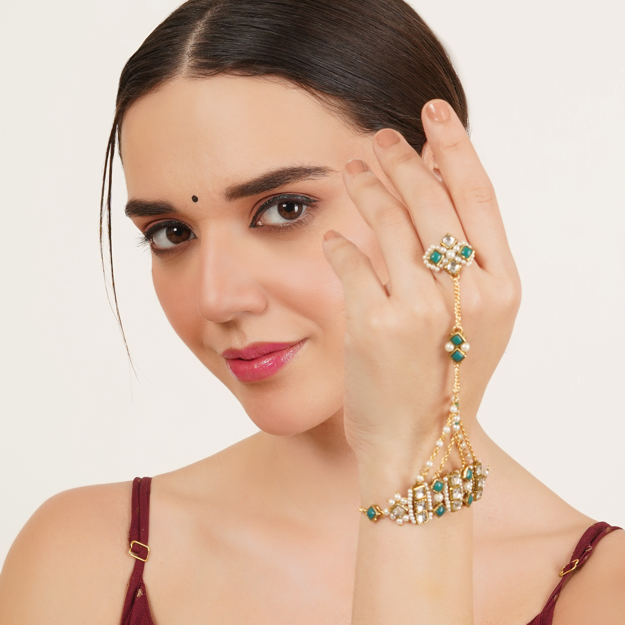 Gold-Plated Haathphool