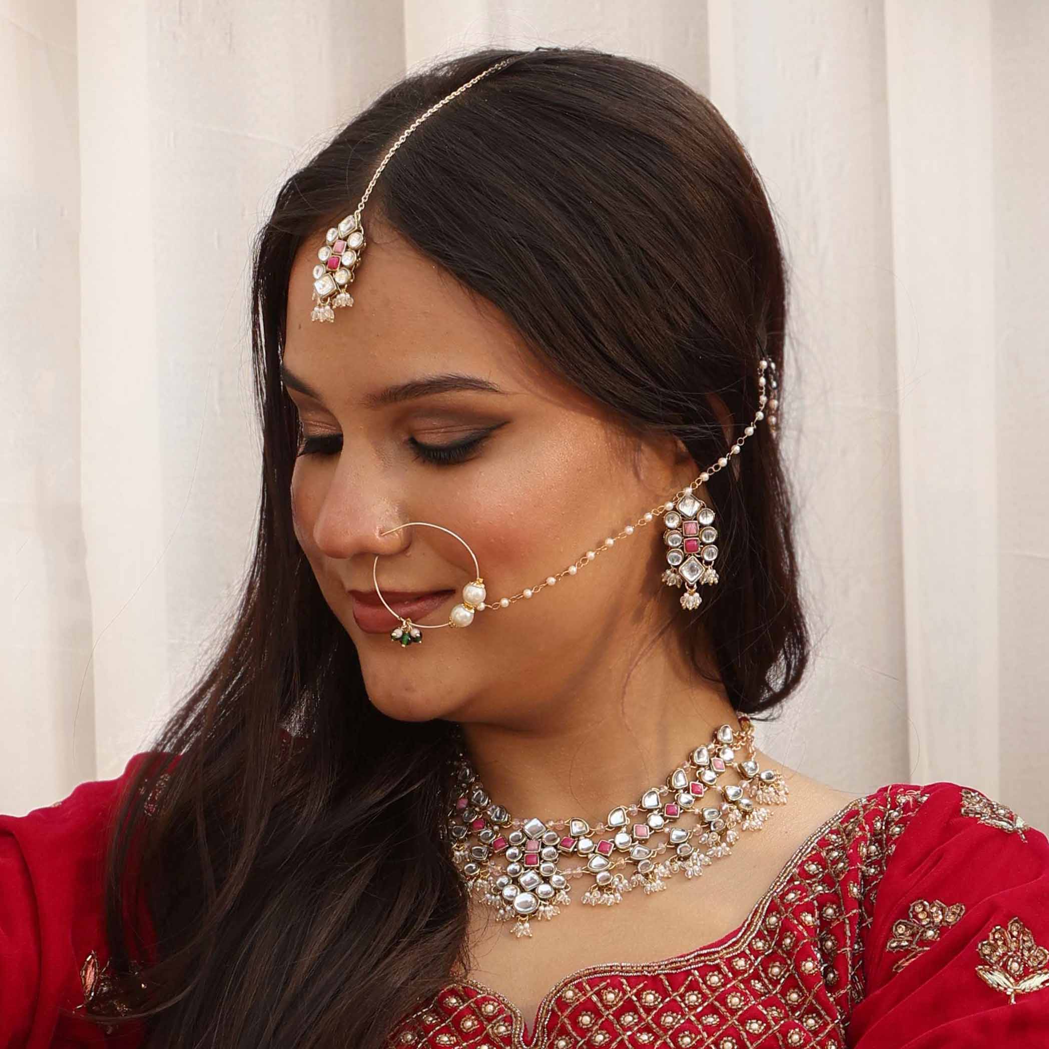 Enamoured Kundan Maangtikka