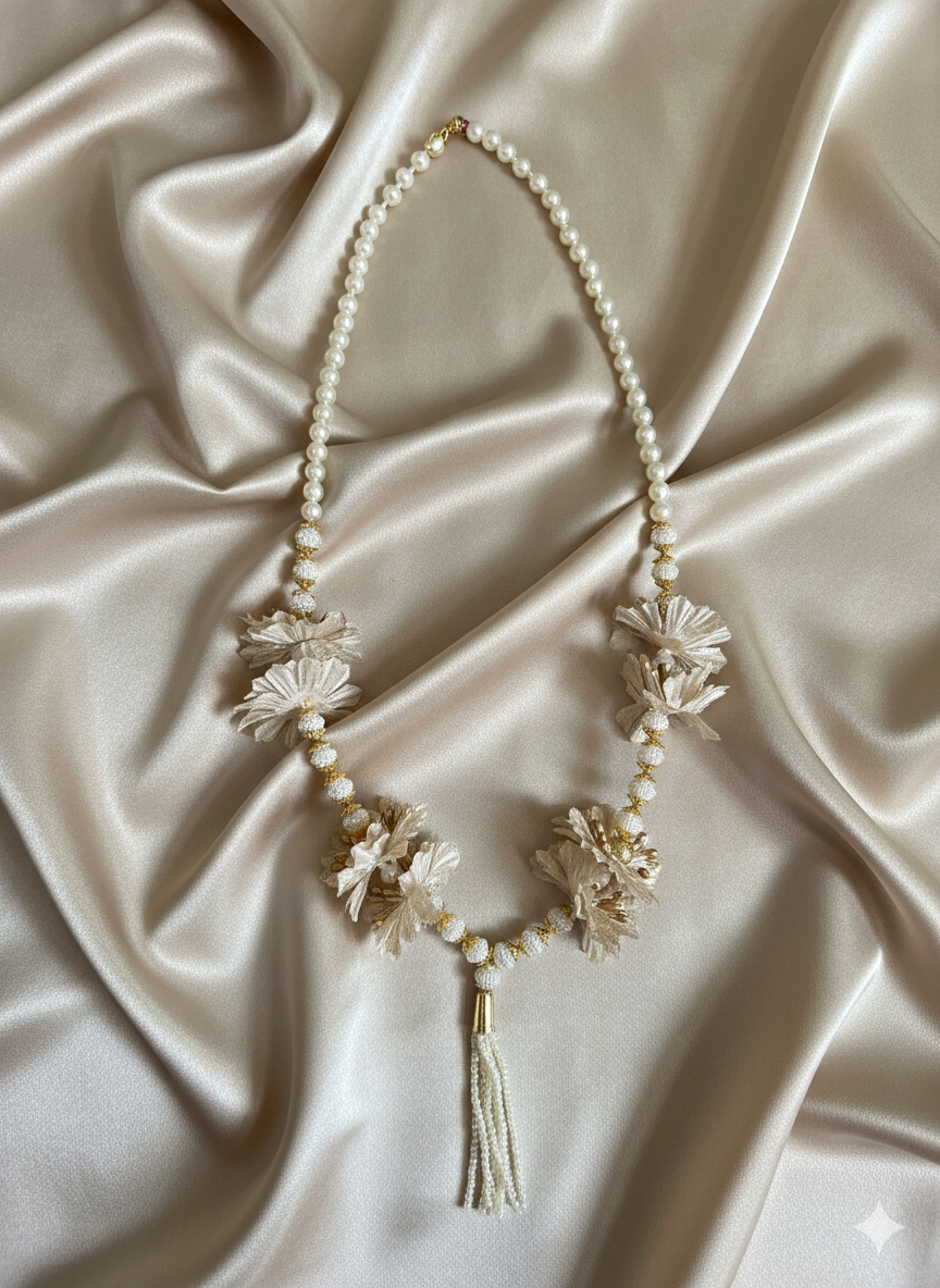 White Floral Swagat Mala (set of 10)
