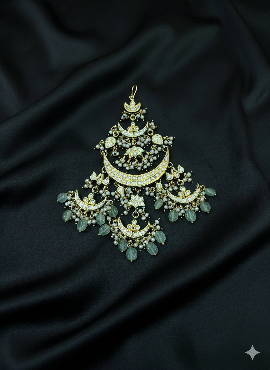 Royal Kundan Chand Pasa